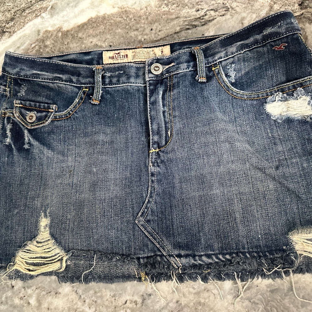 Hollister denim mini skirt size 7